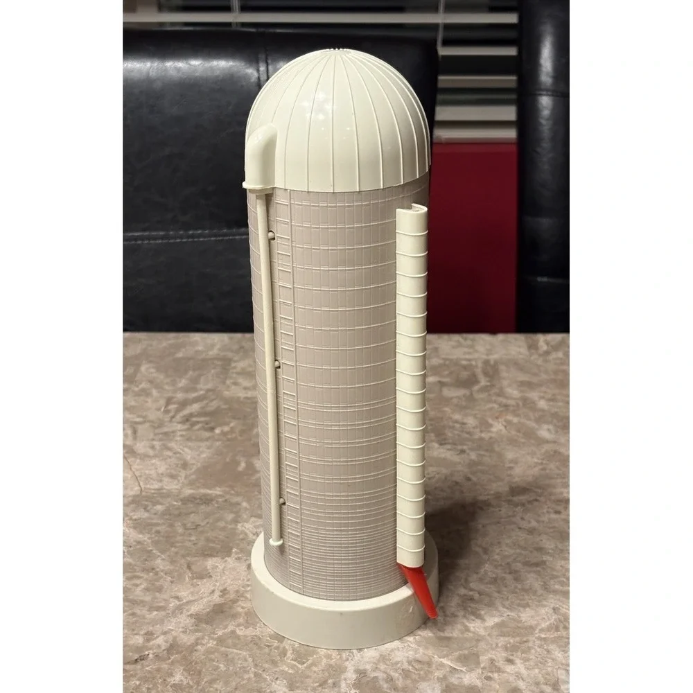 ERTL Farm Country Deluxe Farm Set Replacement Complete Corn Silo 1/64